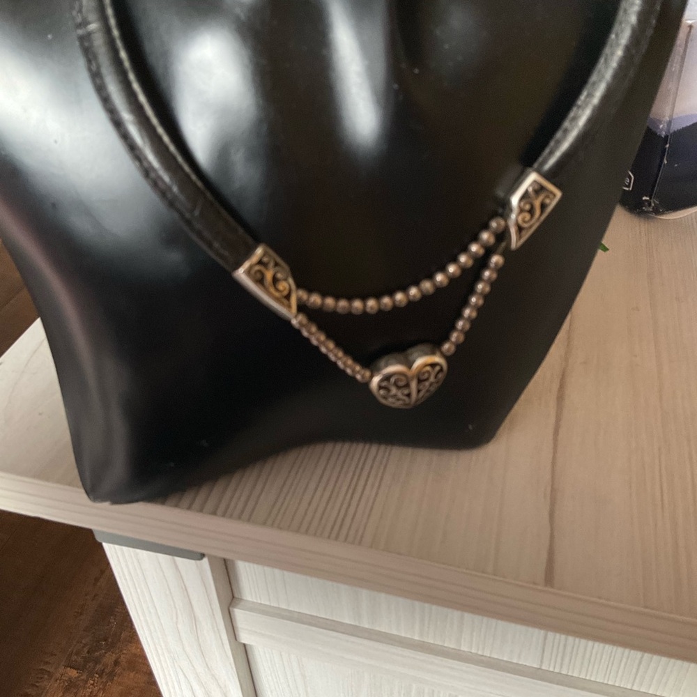 Elegant Black silver and leather necklace.